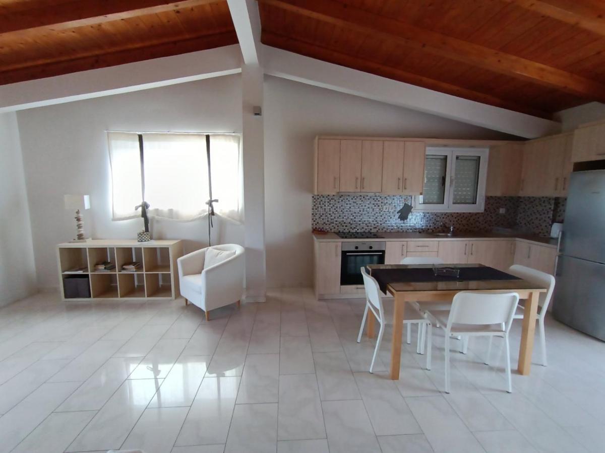 Endless Seaview Apartment B أليكيس المظهر الخارجي الصورة