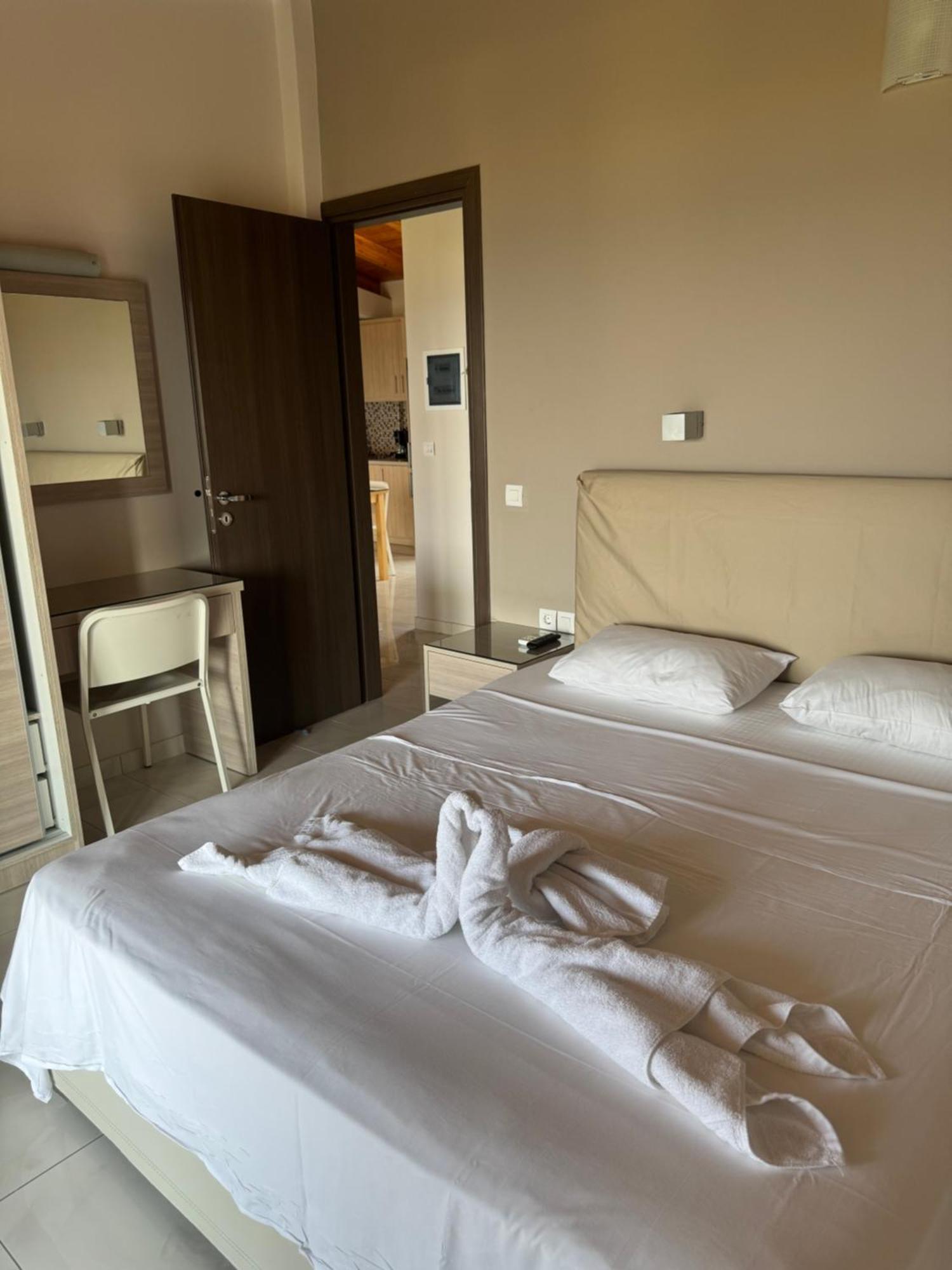 Endless Seaview Apartment B أليكيس المظهر الخارجي الصورة